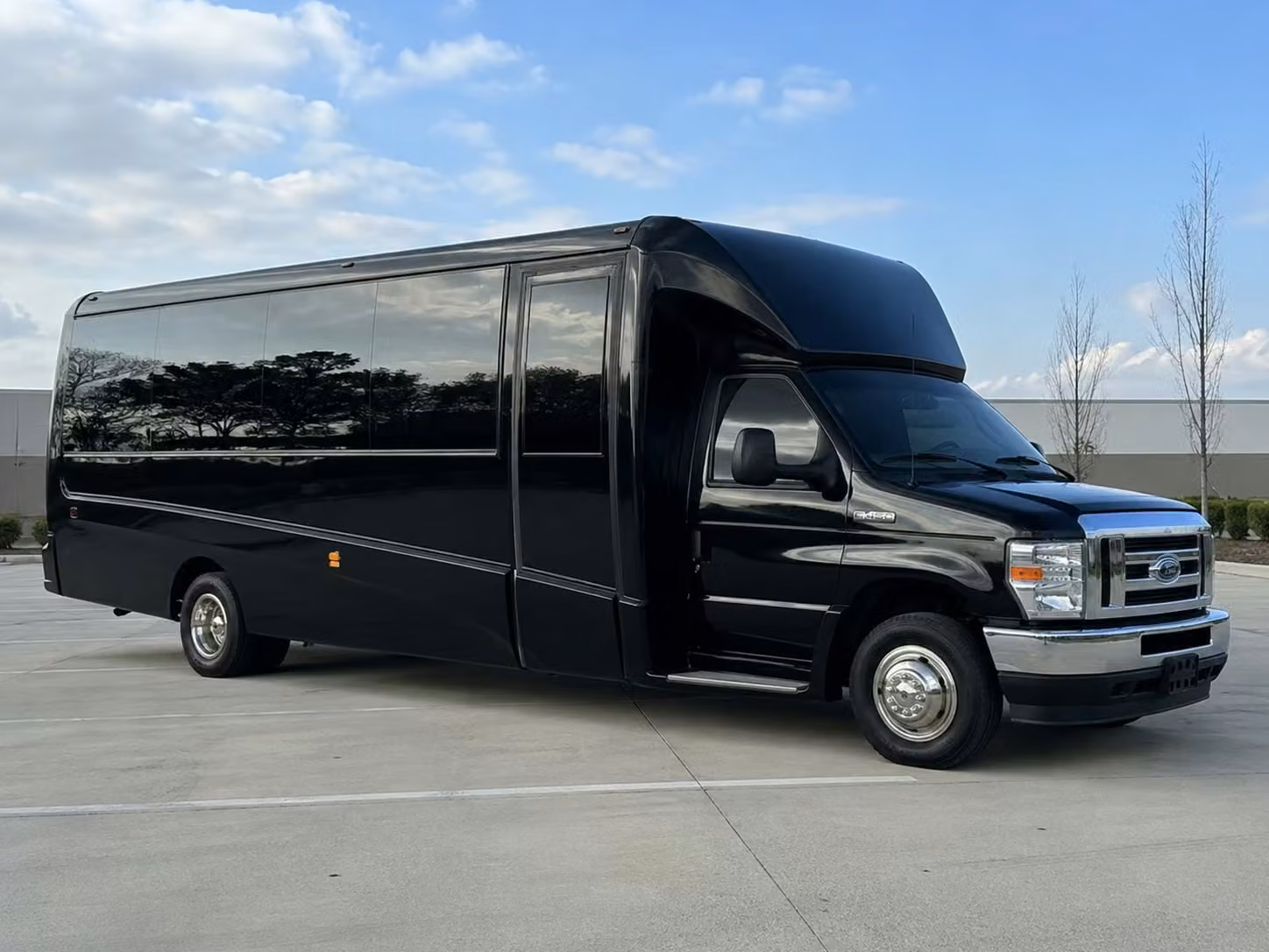 15 passenger minibus
