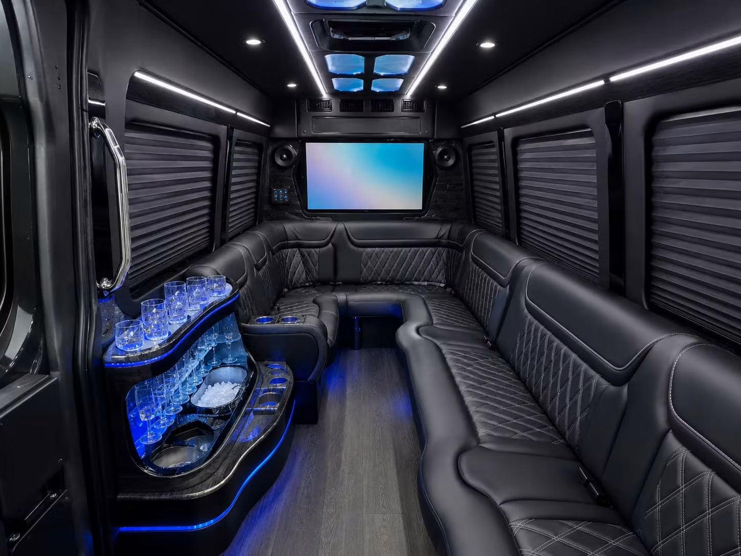 charterbuspasadenaca com is the go to choice for corporate group travel and conference shuttles out of pasadena